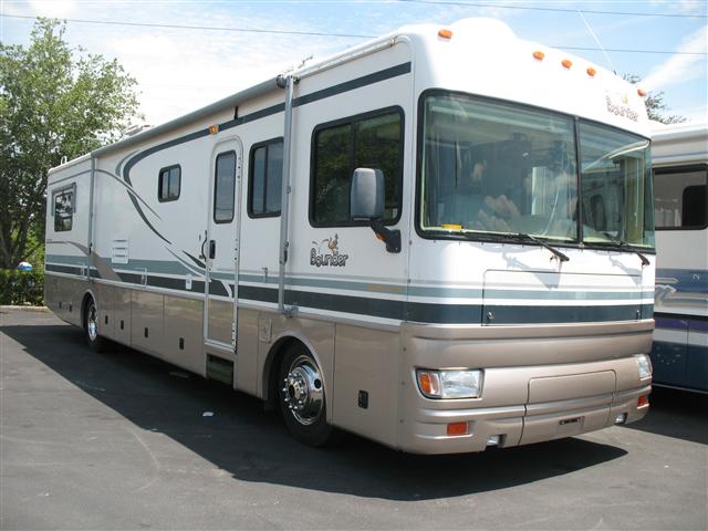 2002 Fleetwood Bounder